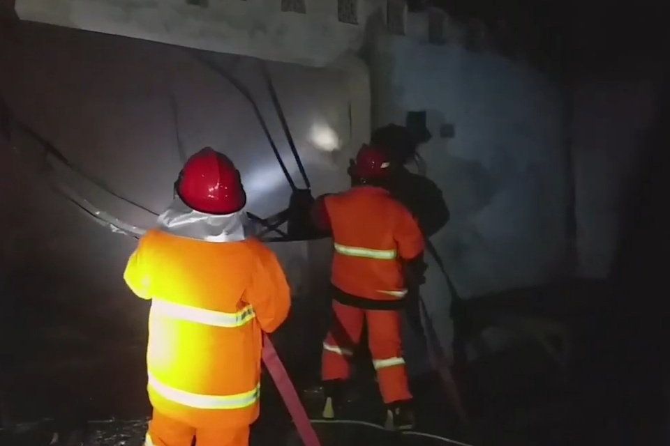 Gudang Prosesing Ikan di PPP Mayangan Probolinggo Terbakar