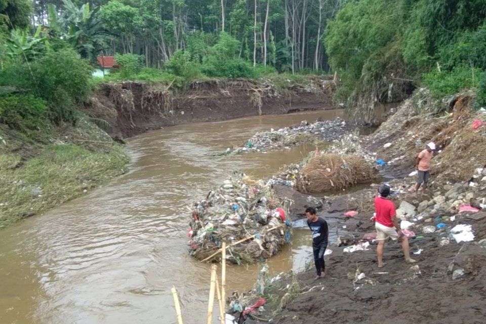 Alih Fungsi Sempadan Sungai, Jadi Sebab Lain Terjadinya Banjir di Probolinggo