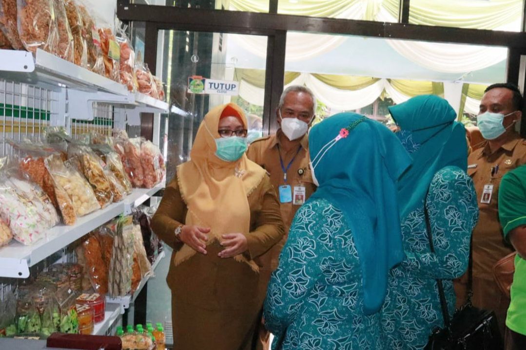 Pemkab Gresik Bantu Petani Promosikan Hasil Pertanian melalui Pasar Mitra Tani