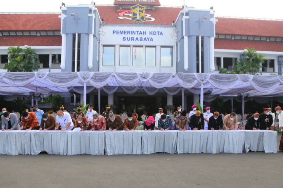 Hari Jadi ke-728, Pemkot Surabaya Teken Kerjasama dengan 15 Pihak