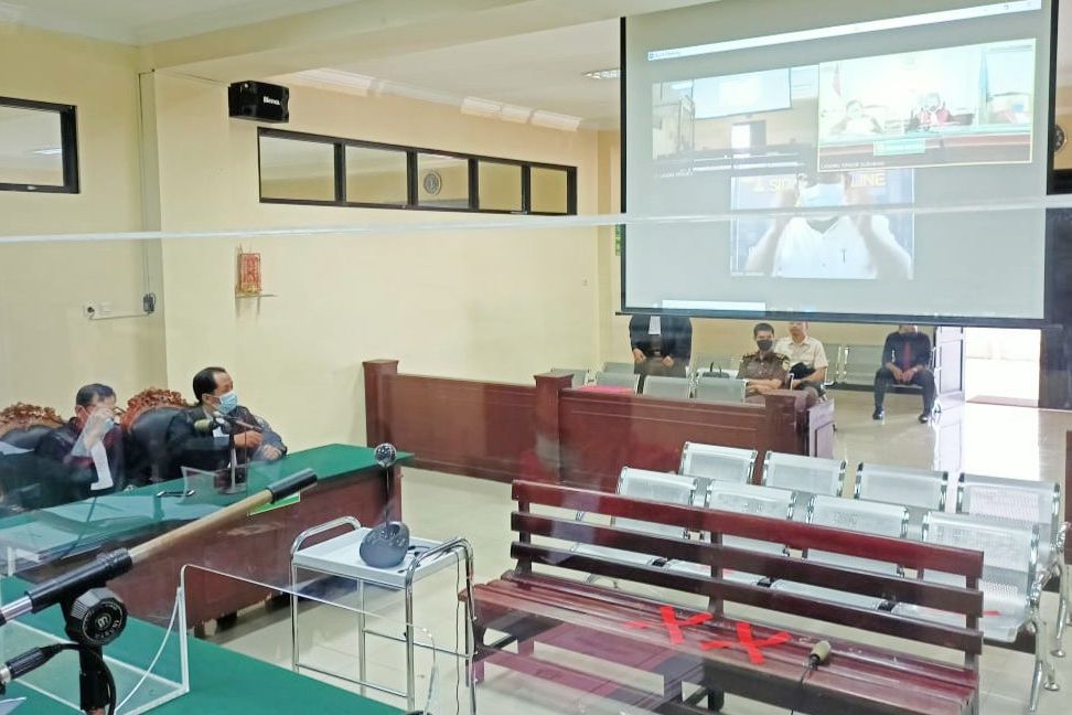 Eksepsi Ditolak, Sidang Korupsi Camat Duduksampeyan Gresik Dilanjutkan