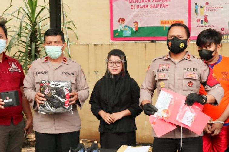 Terlilit Pinjaman Online, Pria di Gresik Nekat Curi Perhiasan dan Uang Sahabatnya