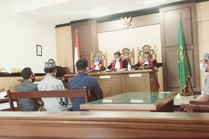 Pukul Rekan Bisnis Jual Beli Tanah, Pria di Gresik Diadili