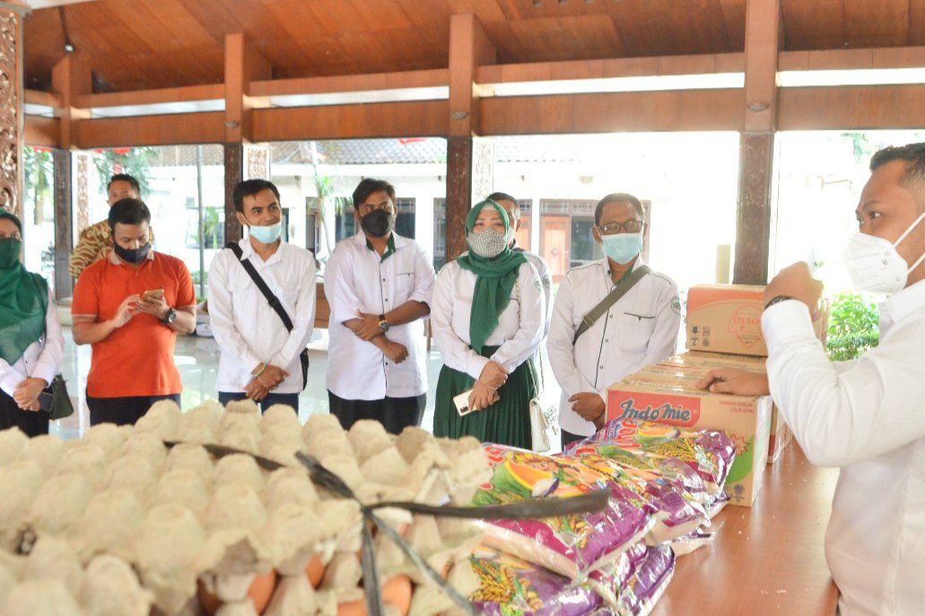 Bantuan Sembako untuk Penanganan Covid-19 di Gresik Terus Bertambah