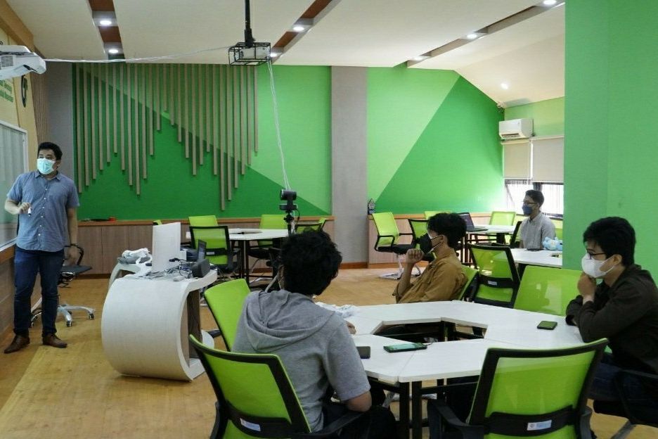 PPKM Level 1, ITS Surabaya Terapkan Kuliah Hibrid