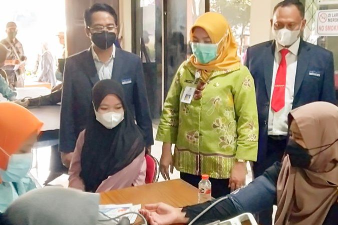 Peradi Gresik Gelar Vaksinasi Covid-19 dan Konsultasi Hukum Gratis