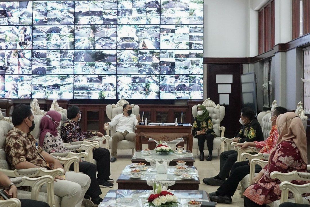 Surabaya dan Blitar Kerjasama Suplai Barang untuk Toko Kelontong