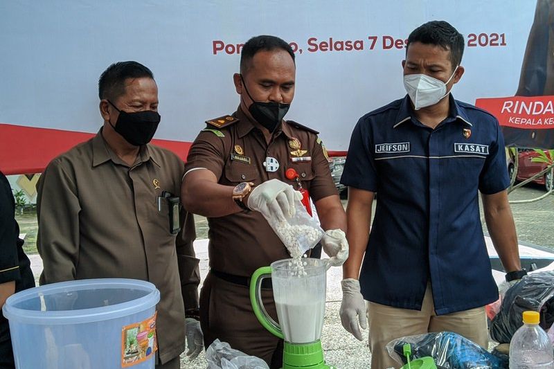 Kejari Ponorogo Musnahkan 31 Ribu Pil Koplo dan 41,39 Gram Sabu