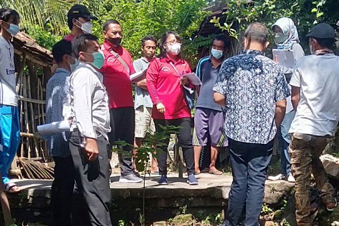 PN Gresik Periksa Bidang Tanah yang Diperebutkan Dua Warga Bertetangga