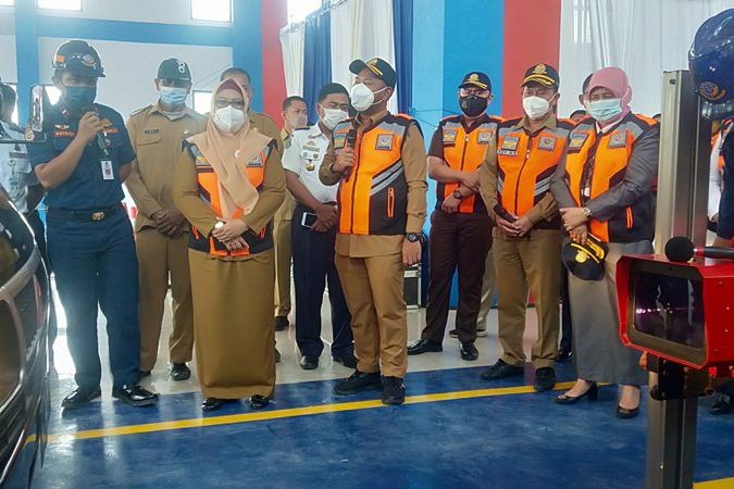 Dimpikan selama 13 Tahun, Bupati Gresik Resmikan Gedung Uji KIR Baru