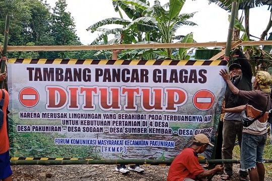 Ganggu Pertanian, Warga Empat Desa di Probolinggo Tutup Tambang Sirtu