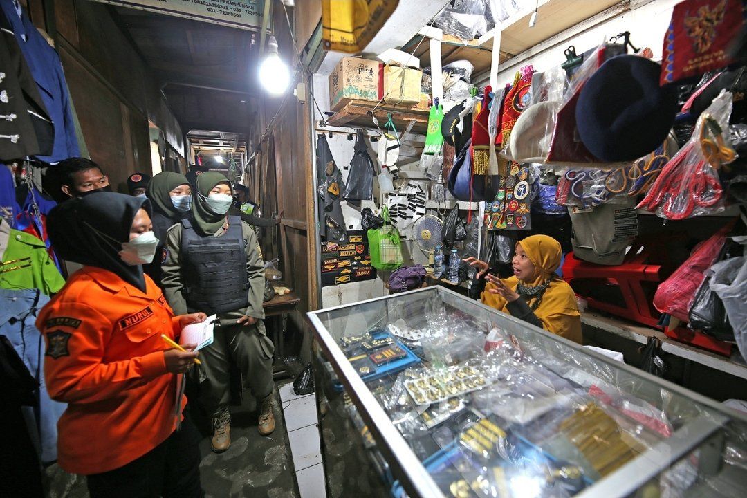 Pemkot Surabaya Sediakan Pikap Bantu Pedagang Pindah ke Pasar Turi Baru