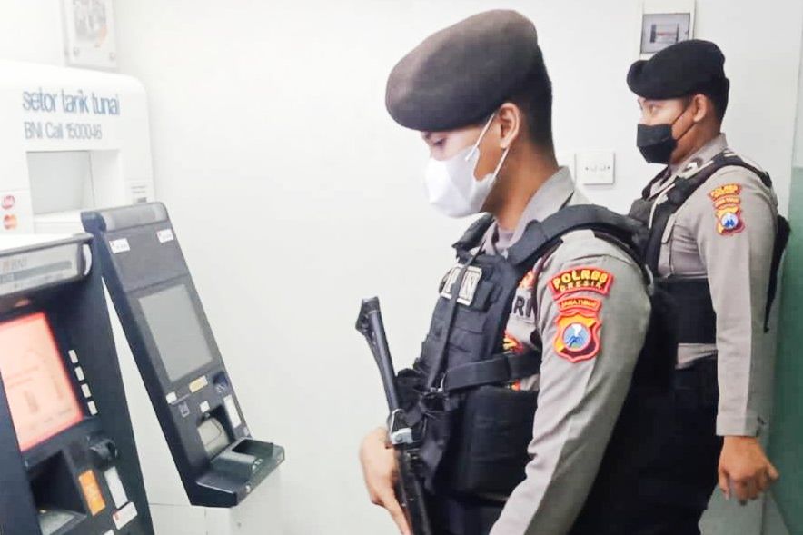 Cegah Aksi Kejahatan, Samapta Polres Gresik Gencarkan Patroli