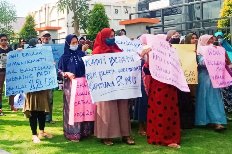 Petani Tambak Rejo Gresik Minta Polisi Usut Dugaan Korupsi Bantuan Alat Pertanian