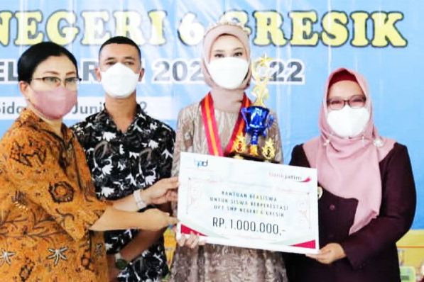 Wabup Gresik Imbau Anak-Anak dan Orang Tua Bijak Manfaatkan Smartphone