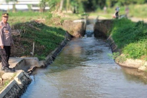 Kakak Beradik Tewas Tenggelam di Sungai Damhadi Probolinggo
