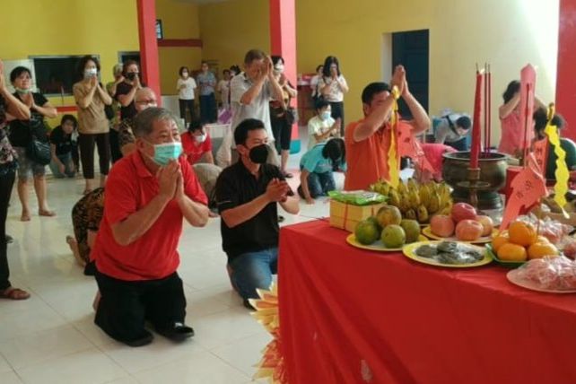 Warga Tionghoa Probolinggo Gelar Ritual Pemanggilan Arwah di Bulan Agustus