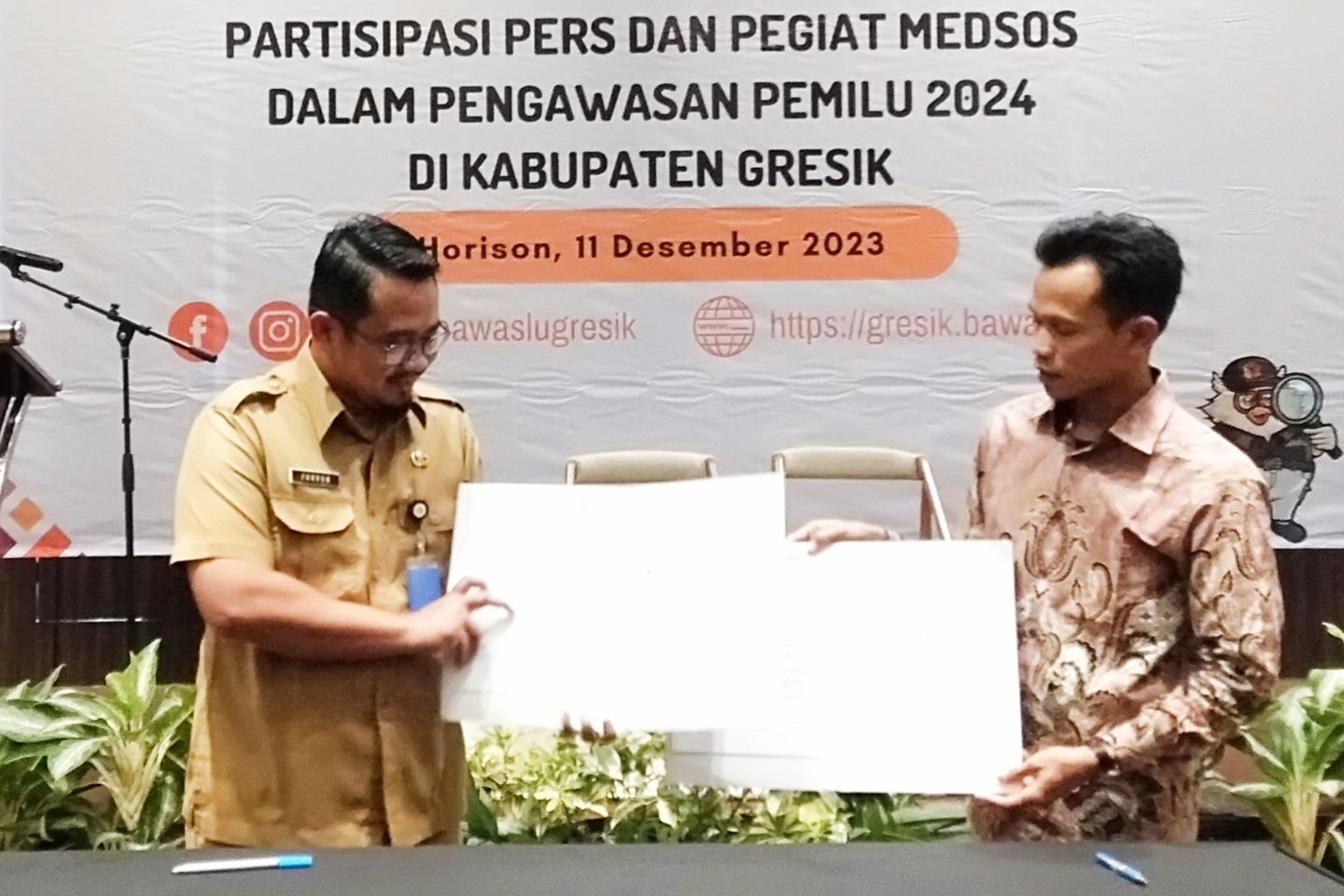 Bawaslu Gresik Catat Ratusan Alat Peraga Kampanye Pemilu Langgar Aturan