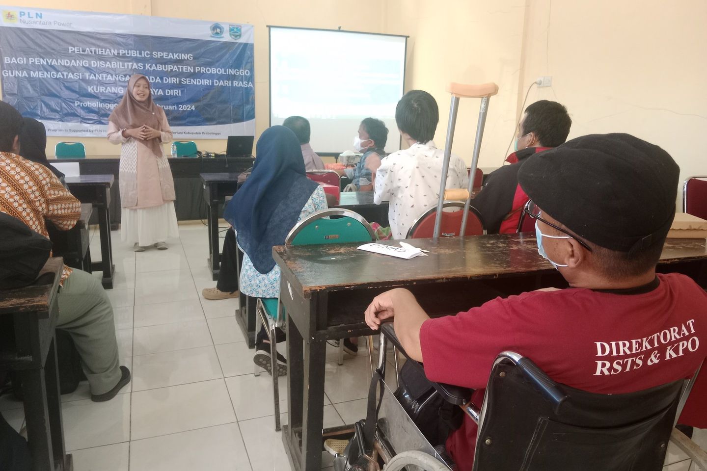 Gali Potensi, Penyandang Disabilitas di Probolinggo Jalani Pelatihan MC