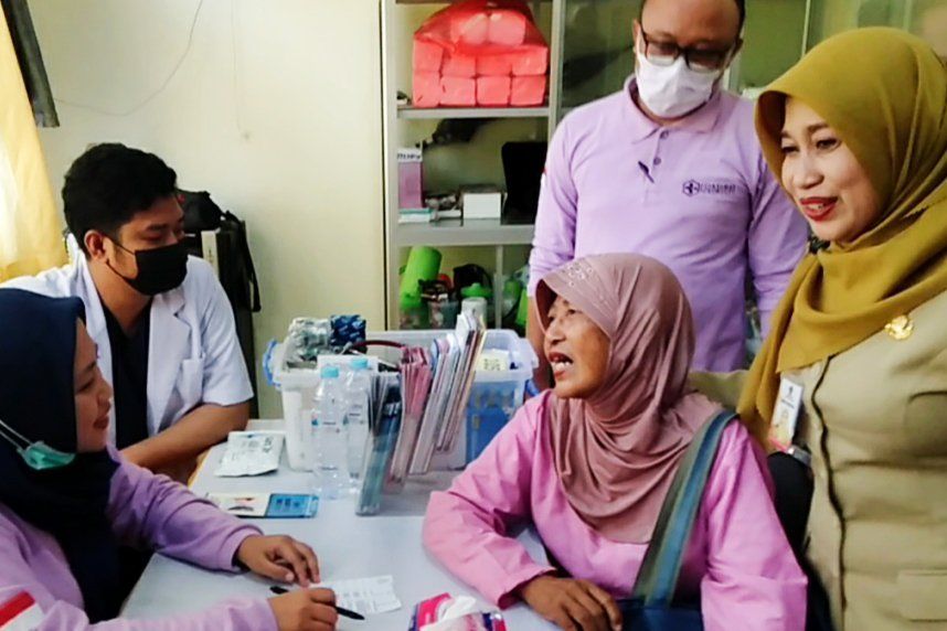 KWG dan Dinkes Gresik Gelar Cek Kesehatan Gratis