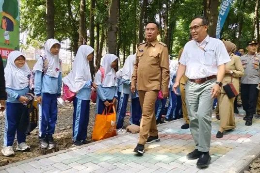 Mencoba <em>Jogging Track</em> di Hutan Kota Kraksaan Probolinggo