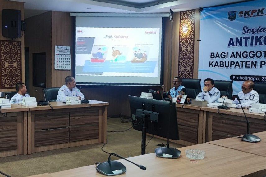 Pemkab Probolinggo Sosialisasi Pencegahan Korupsi untuk DPRD