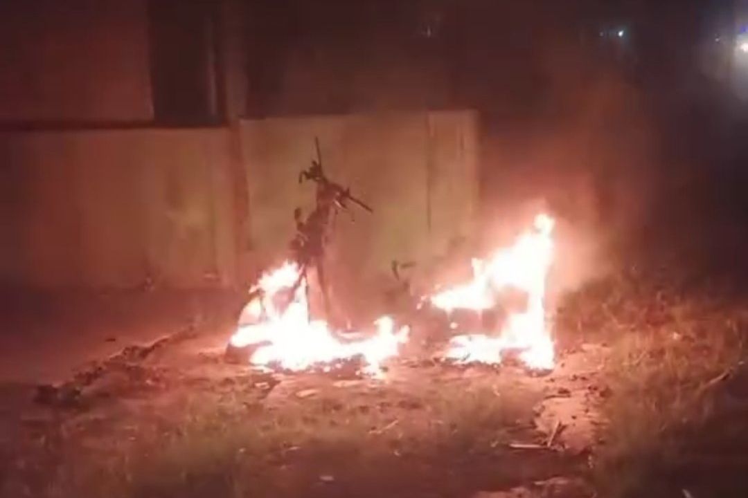 Motor Matic Misterius Terbakar di Jombang