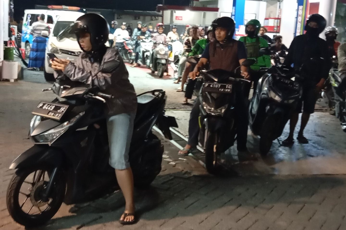 Terdampak Penutupan Gumitir, Jalur Distribusi BBM ke Jember Dialihkan