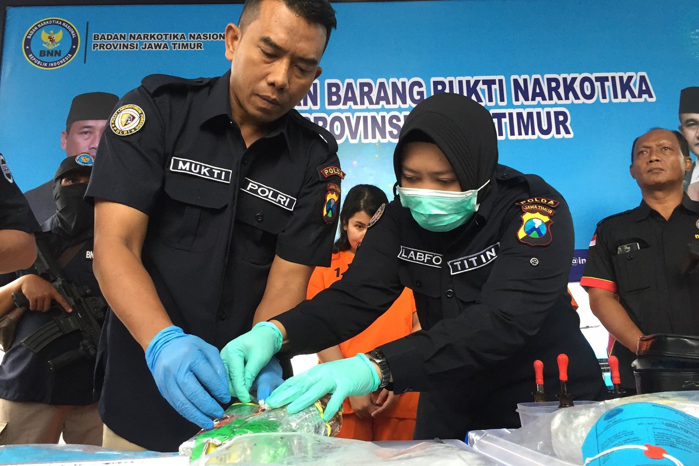 BNNP Jatim Musnahkan 8 Kilogram Sabu dari Malaysia