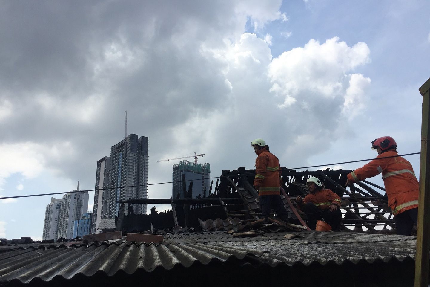Rumah Dinas Pomdam V Brawijaya Terbakar, Delapan Rumah Hangus