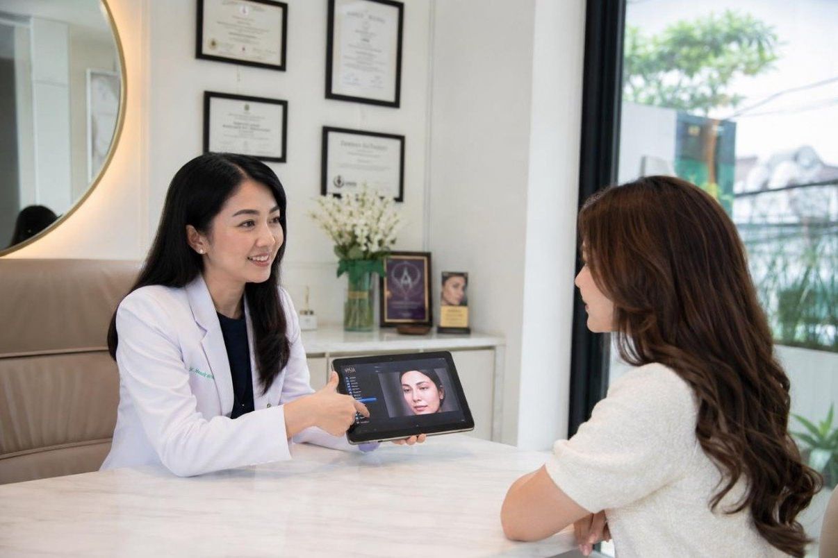 Dokter Kecantikan vs Bedah Plastik, Apa Bedanya?