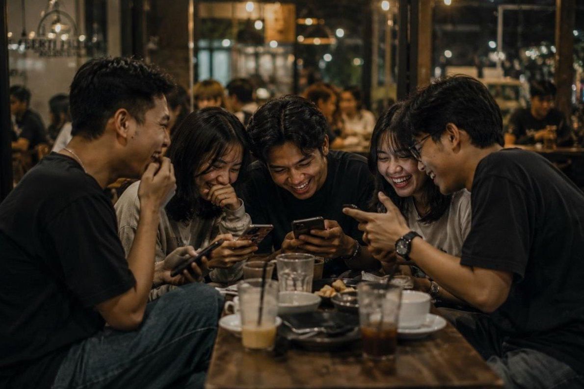 Kenapa Banyak Orang Sekarang Lebih Suka Meme daripada Berita?
