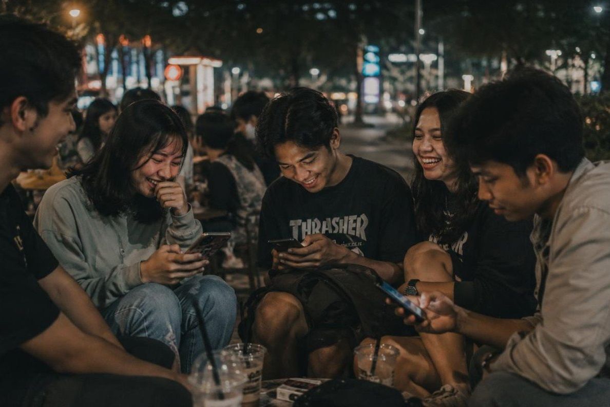 Nostalgia 2016 Kembali Viral, Kenapa Banyak Orang Merindukannya?