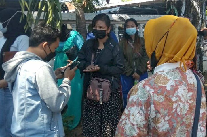 Merasa Ditipu, Emak-emak di Probolinggo Laporkan Owner Arisan Online