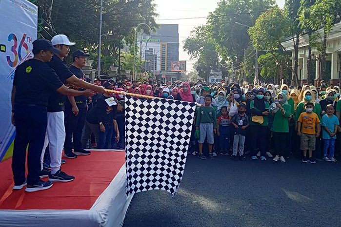 HUT ke-36, RSUD Dr Soegiri Lamongan Gelar Jalan Sehat
