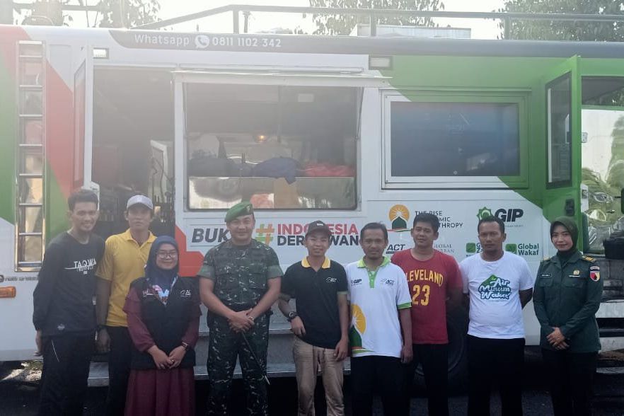 Humanity Truck ACT Ramaikan HUT KOWAD 