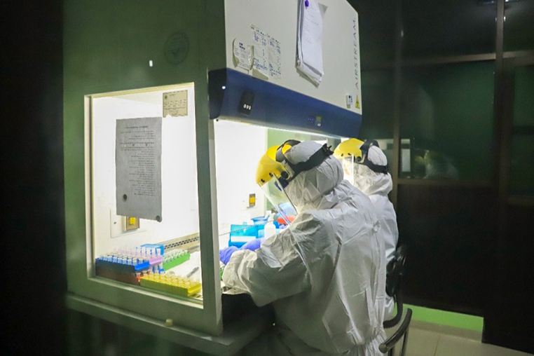 Dapat Bantuan Alat PCR, Surabaya Akan Buat Lab dan Bisa Tes Swab Sendiri