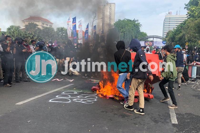 Berkaca dari Peristiwa Unjuk Rasa, Warga Diminta Jaga Properti dan Anak-anak Surabaya