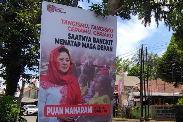 Warga Kritik Baliho Puan Bertebaran Saat Kunjungi Daerah Bencana Erupsi di Lumajang