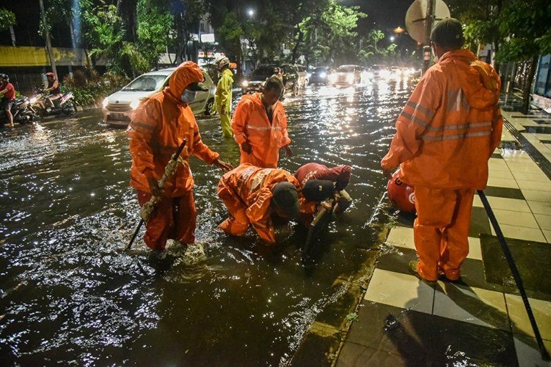 Rumah Pompa Greges Tak Mampu Tampung Debit Air, Kawasan Jalan Semarang dan Tembaan Tergenang