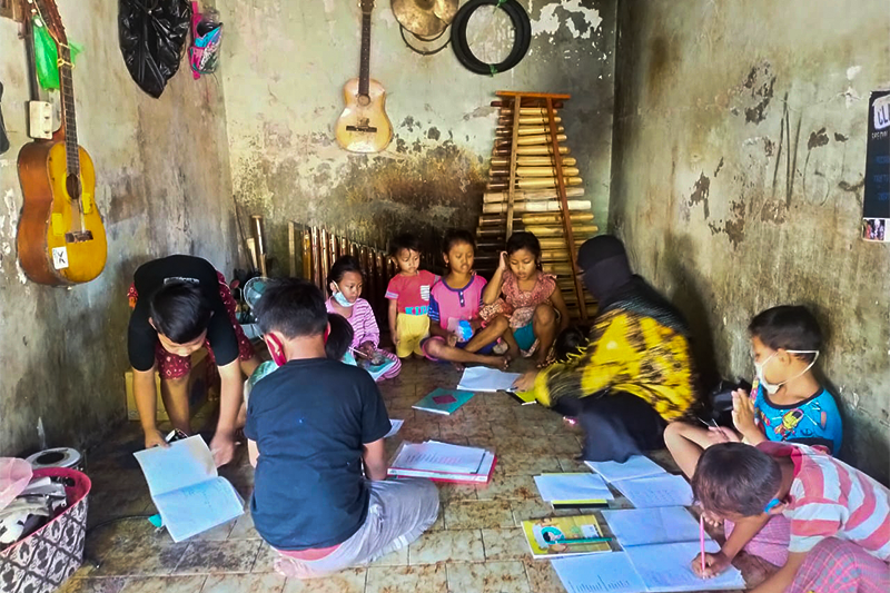 Mengintip Efektivitas Belajar Siswa di Tengah Pandemi Covid-19 di Gresik