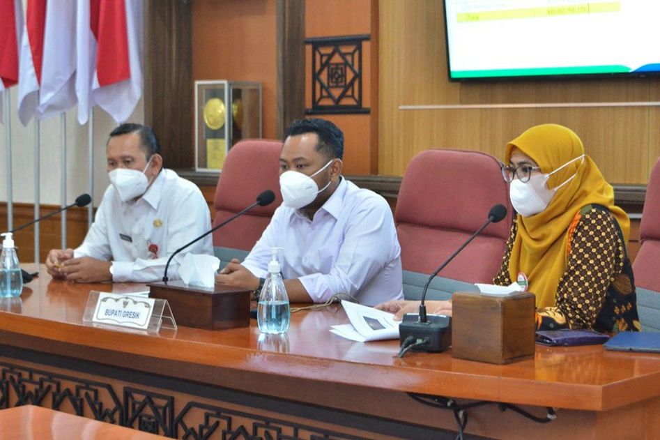 Pemkab Gresik Matangkan Pelayanan Kesehatan Masyarakat Hanya Dengan KTP
