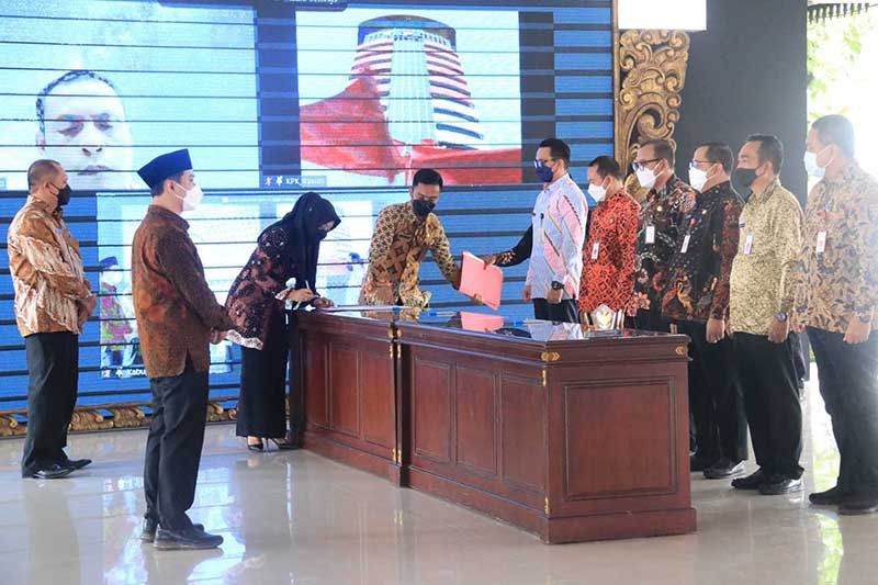 Bupati Mojokerto Gelar Penandatanganan Perjanjian Kinerja dan Pakta Integritas Perangkat Daerah