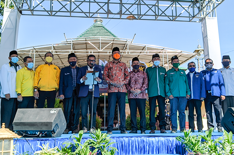 Ingin Menang Kembali, Ipong Deklarasi Dukungan Bersama Enam Partai