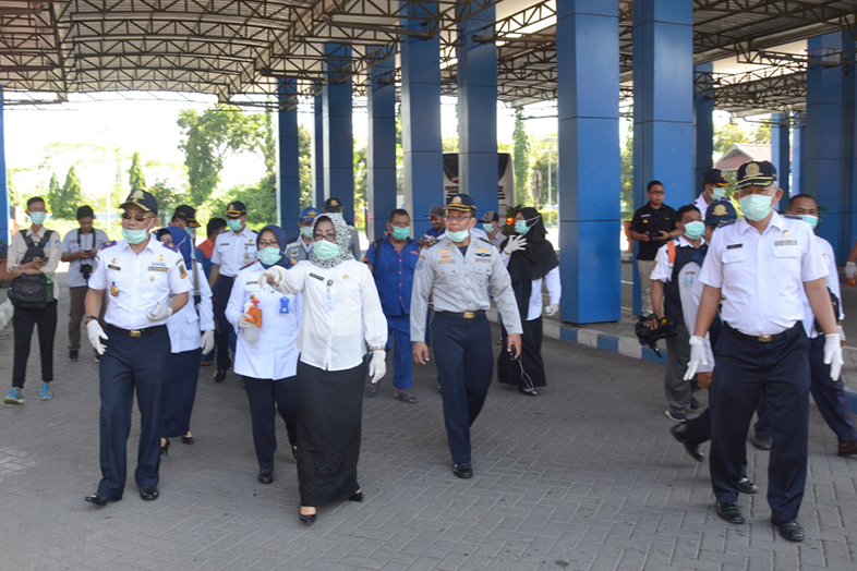 Pemkot Mojokerto Lakukan Penyemprotan Disinfektan