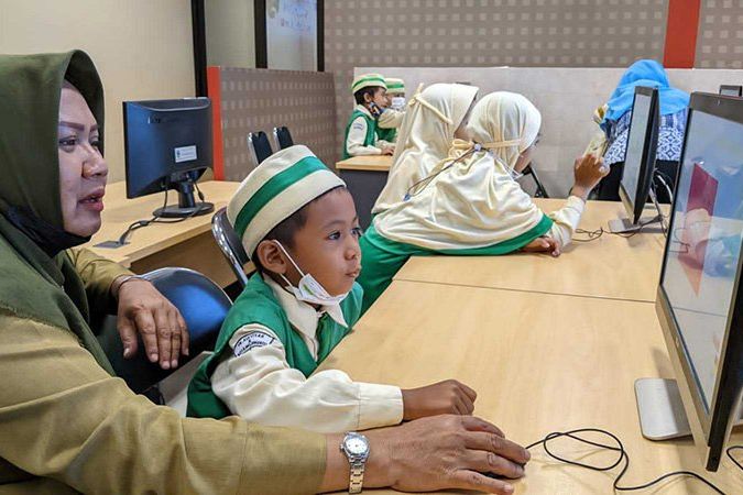 Era Digital, TK Aisyiyah Belajar TIK di Telecenter Palapa Diskominfo Kota Mojokerto