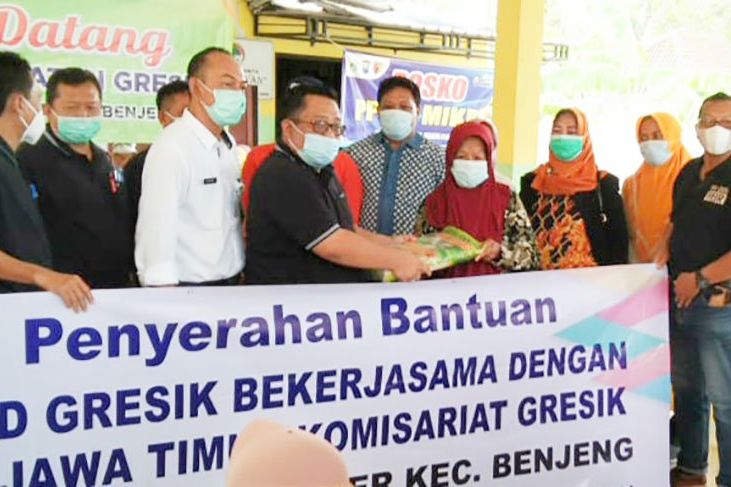 DPRD Gresik dan REI Jatim Salurkan Bantuan Bentuk Peduli Masyarakat Terdampak Banjir