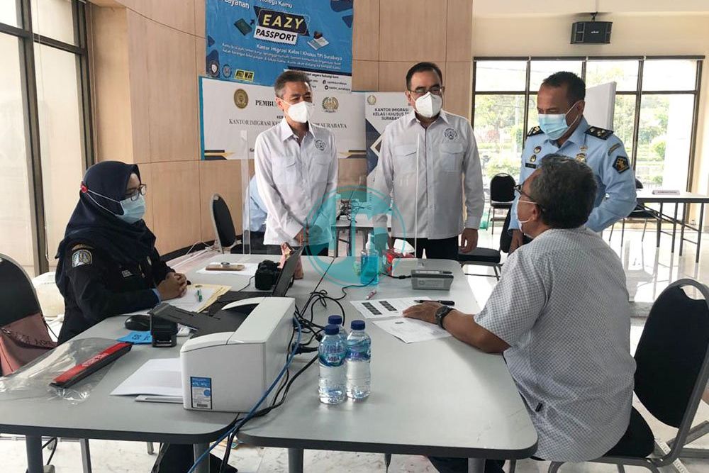 Gandeng Imigrasi Surabaya, Forkas Jatim Fasilitasi Pembuatan dan Pengurusan Paspor