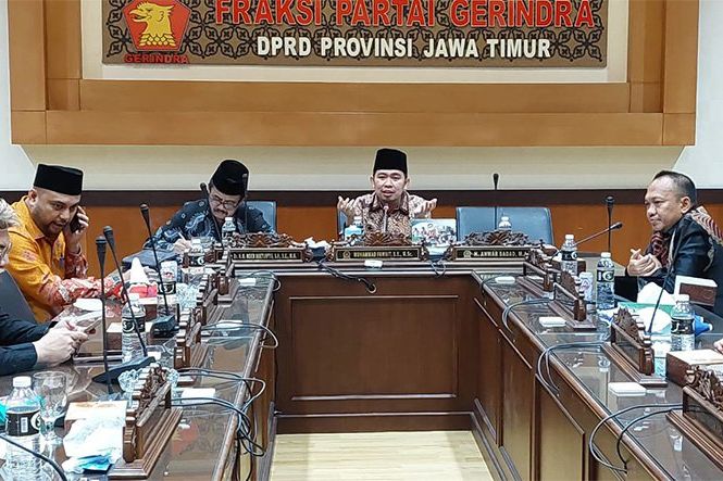 Beri Dukungan pada Peternak, Fraksi Gerindra Jatim Kampanye Makan Daging
