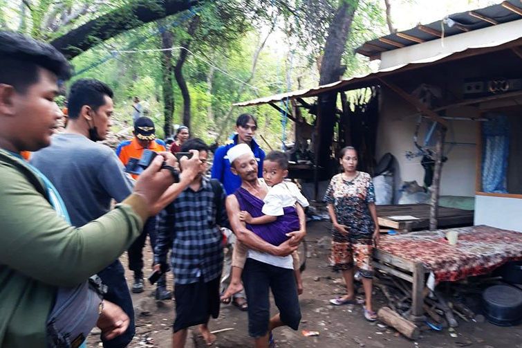 Dua Peziarah Terjatuh Dari Puncak Gunung Ringgit, Bocah 6 Tahun Selamat, Orang Tua Masih Dicari